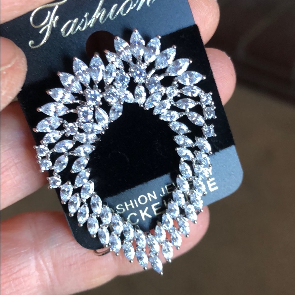 Gorgeous 925 Silver Post Cubic Zircon Angel Wings - Picture 4 of 8